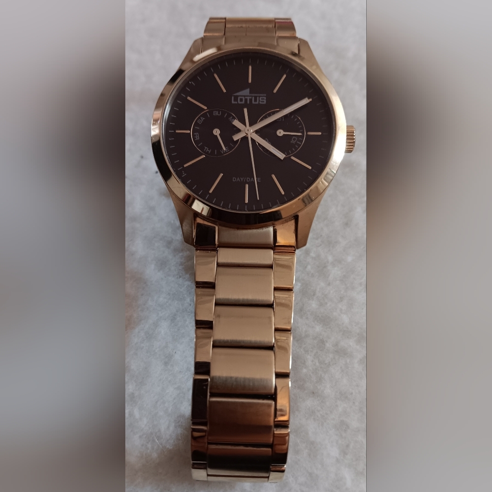 Lotus Men's Minimalist Watch 15955 Gold Beautiful Watch Good Pre-owned Condition